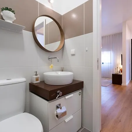 A Casa Papaya - With Garden And Private Parking * Funchal (Madeira)