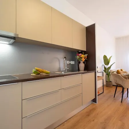 Prázdninový dům A Casa Papaya - With Garden And Private Parking