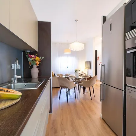 A Casa Papaya - With Garden And Private Parking * Funchal (Madeira)